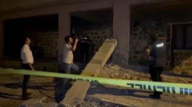 Evin balkonu çöktü, metrelerce yüksekten düştüler