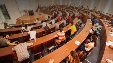 Fahiş zamlar tercihleri değiştirdi: Özel Üniversitelerde doluluk geriledi