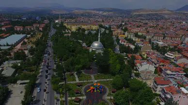 Konya'da yeni eğitim dönemi öncesi park yasağı geldi. 3 cadde işaretlendi