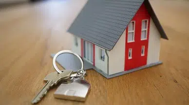Aidatlar kiralarla yarışıyor: Site yönetimleri için düğmeye basıldı