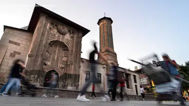Konya’da binlerce kişi önünden geçiyor: Şaheser ne zaman açılacak?