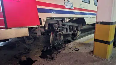Tren kazası: İstasyon duvarına çarptı