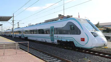 Milli Hızlı Tren Konya raylarına inmek için gün sayıyor