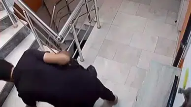 Numaralarına bakıp ayakkabıları çaldı: O görüntüler kamerada