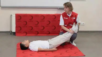 Okullarda ilk yardım: Öğrenciler bilinçlendiriliyor