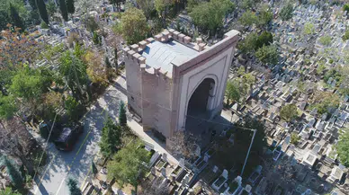 Konya’nın Kız Kulesi her köşesinde ayrı bir hikaye saklıyor