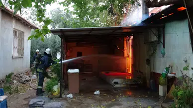 Kızını alevlerin arasından çıkardı, gözlerinin önünde evi küle döndü