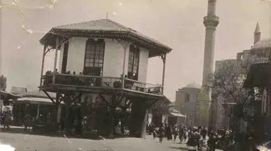 Neden Kayıklı Kahve denildi? Türkiye'nin ilk kızlı kahveleri Konya'da açıldı
