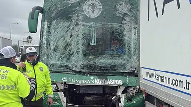 Konyaspor otobüsü kaza yaptı: Futbolcular yaralandı