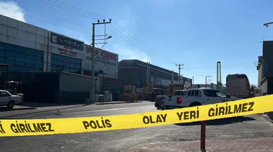 Konya'da yalıtım malzemesi bulunan depoda yangın paniği