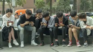 Çevrim içi oyunlar çocukların sonu olabilir: Birbirlerini yemeğe çağırıyorlar