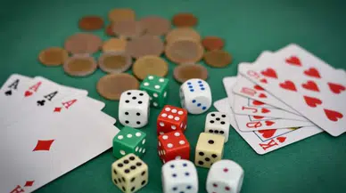 Konya'da kumar oynayanlara şok baskın: 220 bin TL'lik ceza