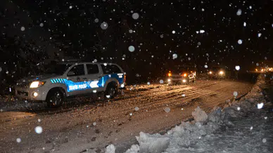 Konya'nın yüksek kesimlerine lapa lapa kar yağıyor: Bu rotalar dikkat