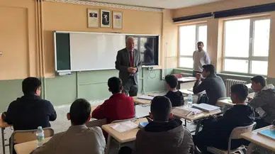 Okulda müdür olmanın şartladı değişti: Kadın okul müdürü zorunluluğu geldi