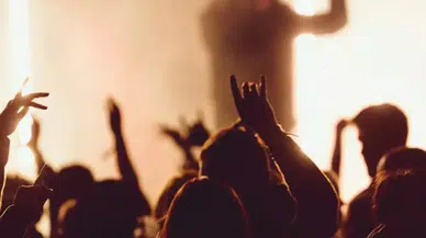 Türk ünlüleri: Şöhret olmadan önce yaptıkları işler şaşırtıyor