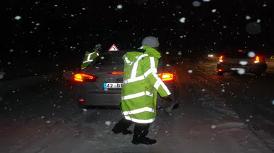 Konya-Antalya karayolunda kar yağışı yeniden başladı: Bölge kara doyacak