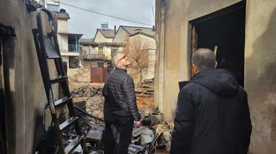 Konya'da evi yanan aileye başkandan söz: Ne gerekiyorsa yapacağız