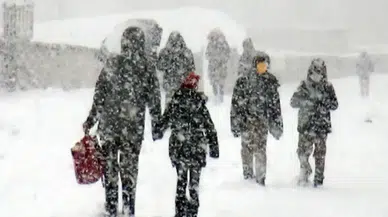 O illerde okullar tatil edildi: Şiddetli fırtına ve kar yağışı etkili oluyor