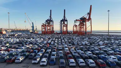 İkinci el piyasasına taze kan: O limana binlerce araba indi