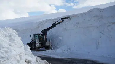 O ilde kar kalınlığı 6 metreyi aştı