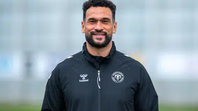 Konyaspor'da Steven Caulker, İlhan Palut'un ekibine dahil oldu