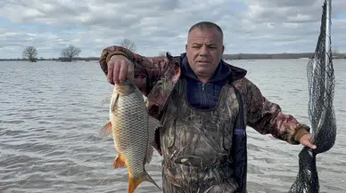 Tarlada balık tuttular: Böylesi ilk kez yaşandı