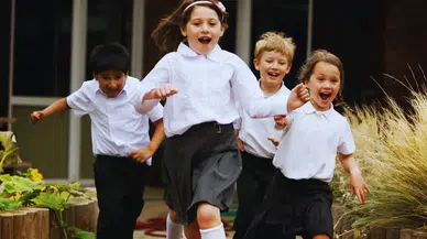 İkinci ara tatil bayramla birleşecek mi? Milyonlarca öğrenci ve veli merakta