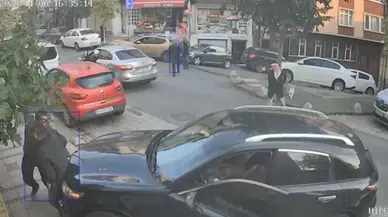 Kamera olmasa kimse inanmaz: Kendi otomobilinin altında iki kez kaldı