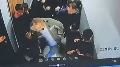 Okulda veli dehşet: Çocuğuna kartopu atan öğrenciye dövdü