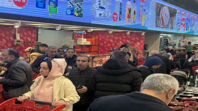 Fiyatı yarı yarıya düşen ete hücum ettiler