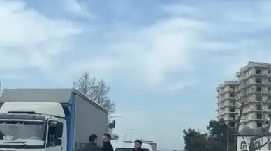 Cezalar çok ağır ama: Trafikte sürücüler birbirine girdi