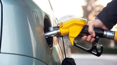 Milyonlarca araç sahibini ilgilendiriyor: Akaryakıt fiyatında eşel mobile geçildi