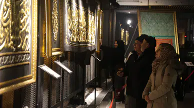 Konyalılar iftar sonrası akın ediyor: Tarihi yaşatan sergi