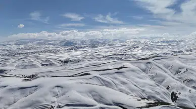 Konya'nın sıra dağlarında kış yaşanıyor: Toroslar gelinliği giydi