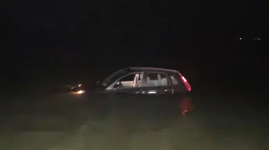 Göle uçan otomobilde can pazarı