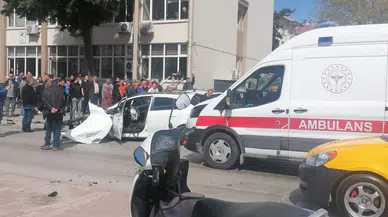 Konya'da korkutan kaza: Merkez caminin önü savaş alanına döndü