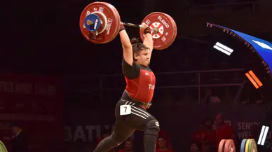 Selçuk Üniversitesi öğrencisi Süren’den Avrupa rekoru geldi