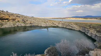 Konya'nın yarım asırlık barajı doldu: Göl ve obrukta bayram havası var