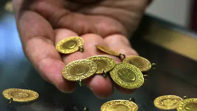 Altın alım satımında kriz: Makas 500 TL'yi buldu kuyumcular alım satımı durdurdu