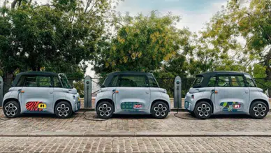 Bu fiyatlar herkesi araba sahibi yapar: Ehliyet gerektirmeyen elektrikli minikler