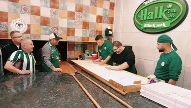 Konyaspor'a gönül vermiş Özel taraftarlar Halk Etliekmek'te buluştu