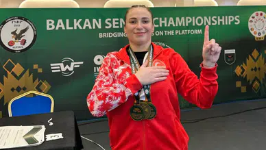 Konyalı halterci Hatice Karagöz’den üç altın madalya