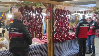 Kansere davetiye mi: En çok et ve sucukta uygulanıyor