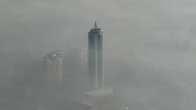 Konya'da yoğun sis etkili oldu. Uçak seferleri iptal