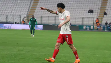 Konya'da zafer Çorumspor'un: Süper Lig biletini aldılar