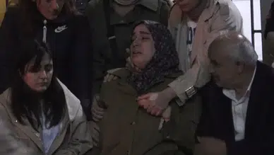 Kalp krizi geçiren genç polis memuru için gece yarısı tören