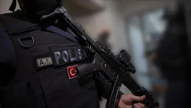 Konya'da ve 11 şehirde 162 milyon liralık para trafiği deşifre oldu