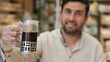 Konyalılar yaz sıcaklarında hibiskus şerbeti ile ferahlıyor
