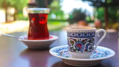 Çok sıcak içecekler kanser riskini artırıyor mu: Araştırmaya 1 milyon kişi katıldı