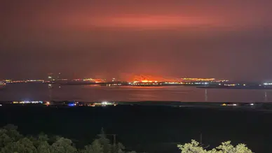 Konya'da anız yangınları geceyi aydınlattı